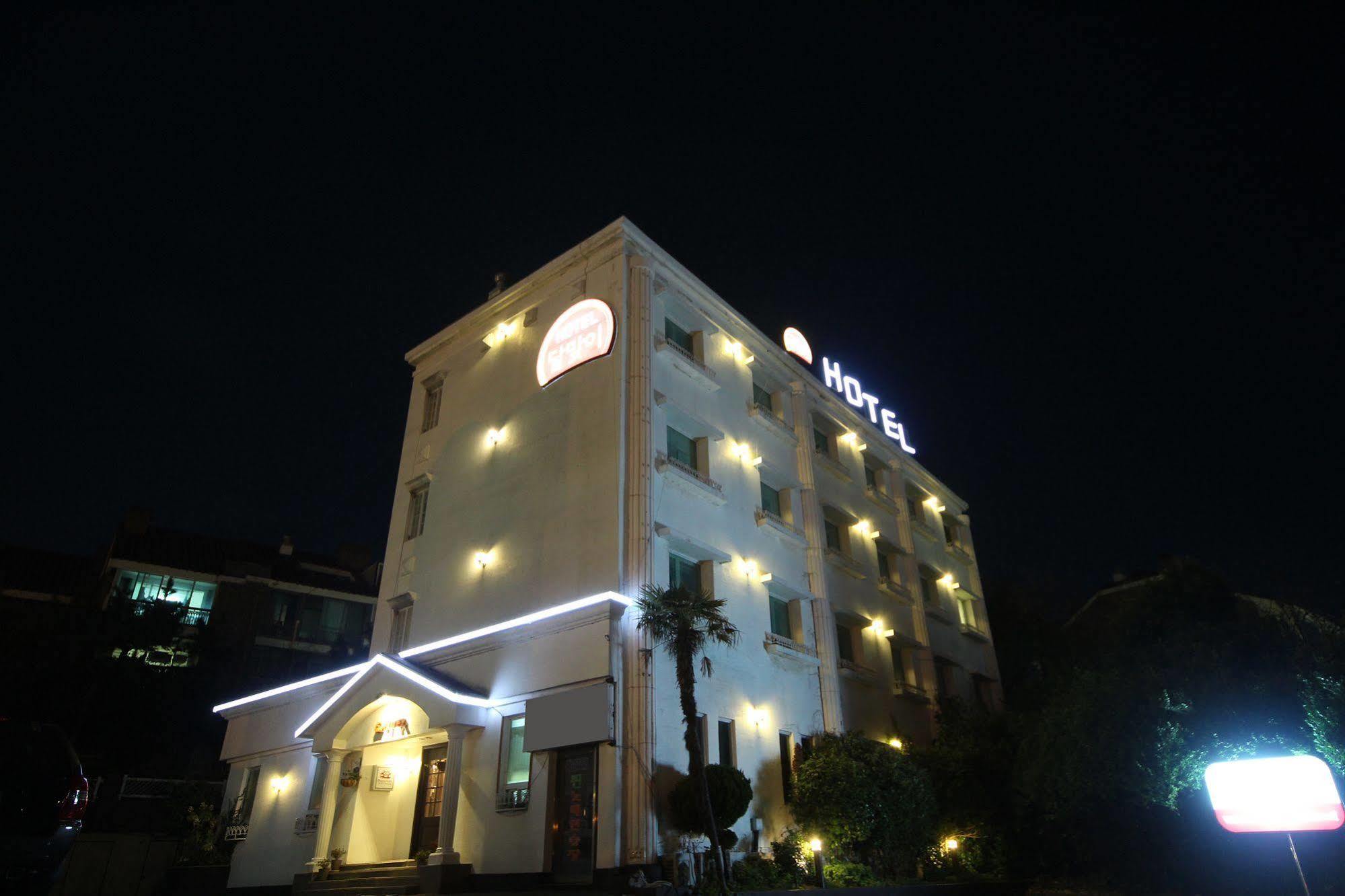 Busan Dalmaji Hotel Buitenkant foto